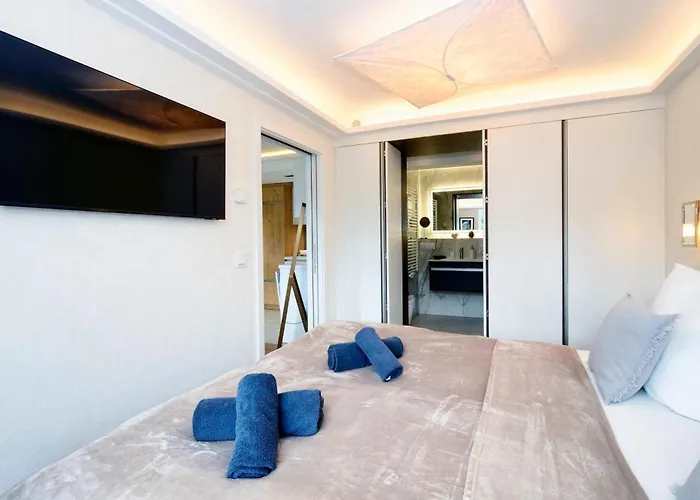 Prora - Moderne Designwohnung Mit Sauna, Weinkuehlschrank Und Balkon - Unik Lejlighed *